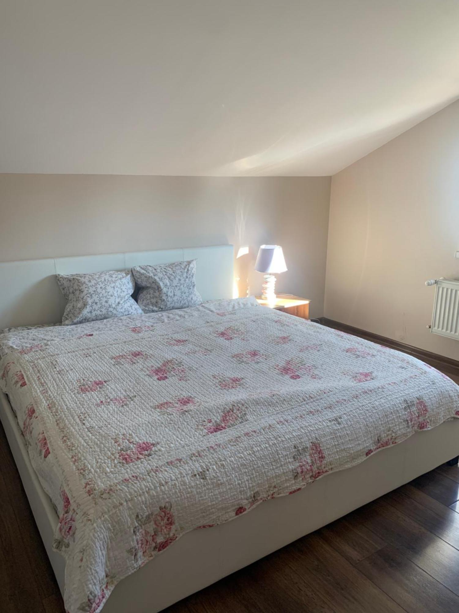 Apartament Bobrzanska - 4 Bedrooms Sypialnie Świdnica Exterior foto